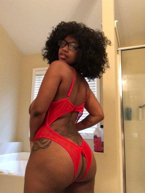 Erkeklerin Aradığı İstanbul Escort Bayan Natali